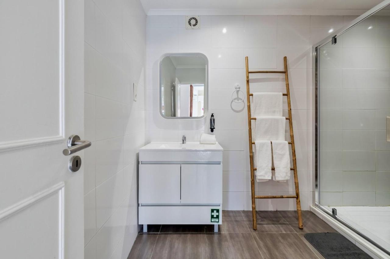 Omega Apartment Сетубал Экстерьер фото